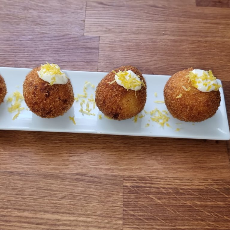 Buñuelos de Bacalo